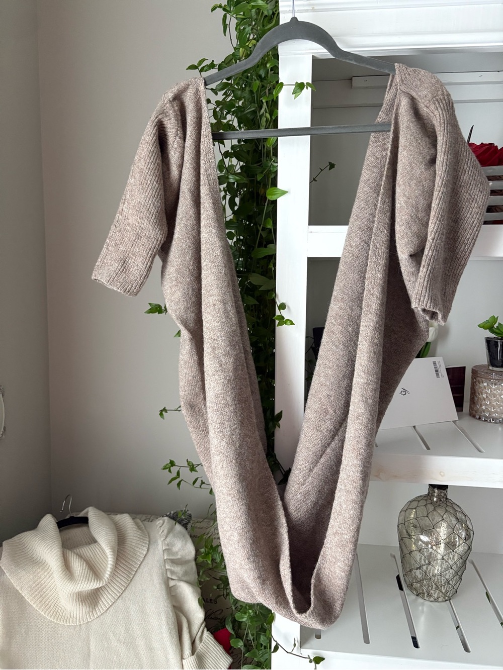 Soft Cream Knit open back versatile cardigan